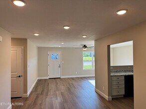 10620 Rather Rd in Knoxville, TN - Building Photo - Building Photo