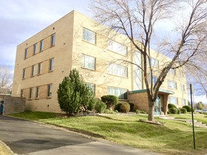 1410 Albion in Denver, CO - Building Photo - Building Photo