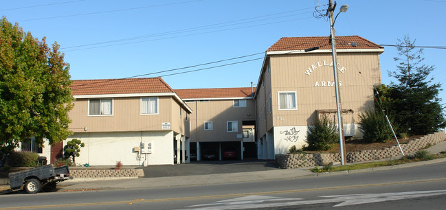 595 John St in Salinas, CA - Foto de edificio - Building Photo