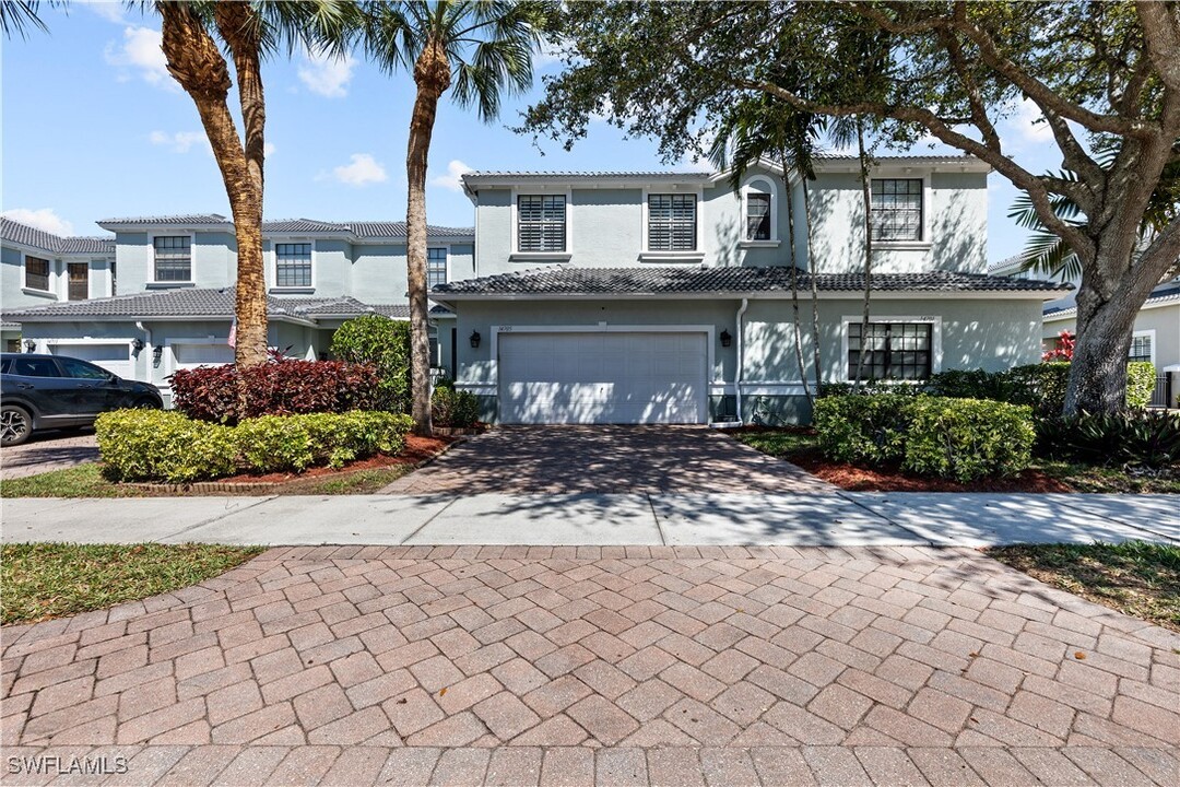 14705 Sutherland Ave in Naples, FL - Building Photo