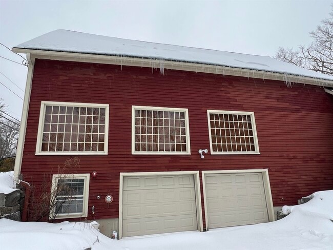 79 Amherst St in Milford, NH - Building Photo - Building Photo