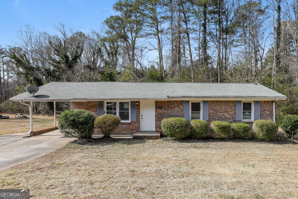 6410 Jane Dr in Mableton, GA - Building Photo