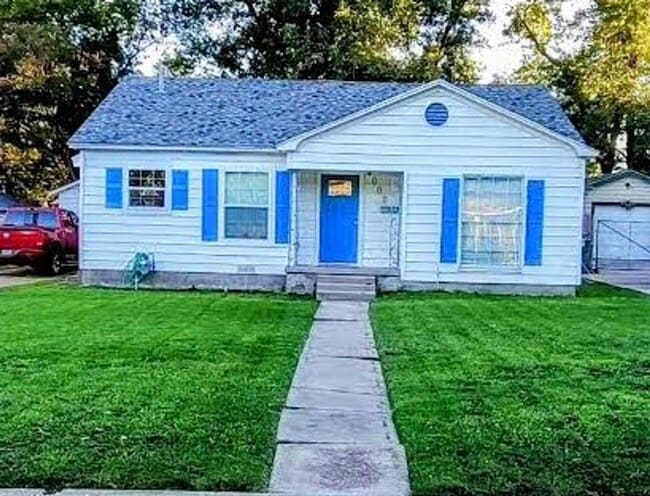 4000 Austin Ave in Waco, TX - Building Photo - Building Photo