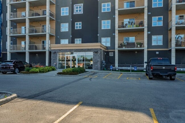 property at 100-100 Creek Bend Rd