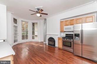 1509 W Lombard St in Baltimore, MD - Foto de edificio - Building Photo