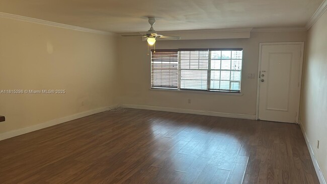 11855 NE 19th Dr in North Miami, FL - Building Photo - Building Photo