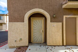 10221 Delray Beach Ave in Las Vegas, NV - Building Photo - Building Photo