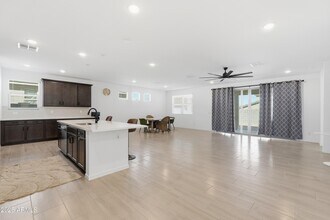 4650 Gilbert Ln in San Tan Valley, AZ - Building Photo - Building Photo