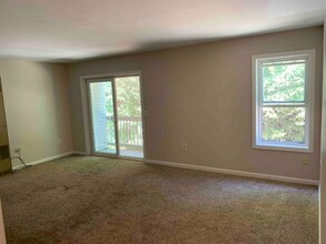 329 Old Lake Shore Rd in Gilford, NH - Building Photo - Building Photo