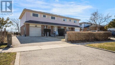 7606 Rockhill Rd in Mississauga, ON - Building Photo - Building Photo