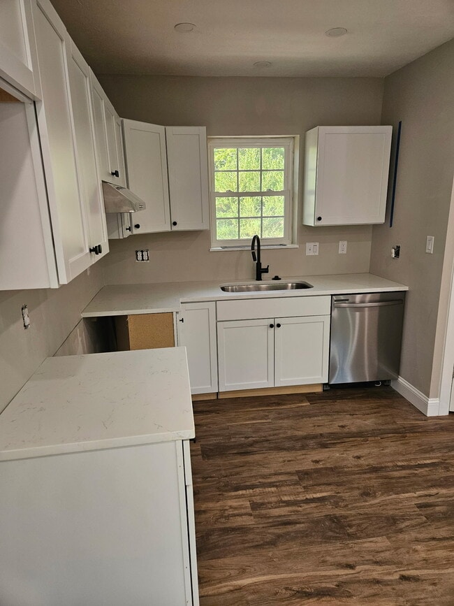 property at 559 N Centennial St