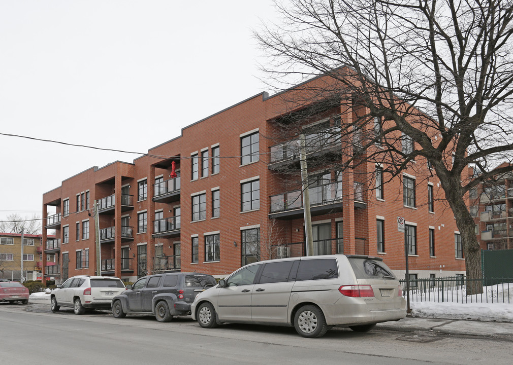 2918 Bedford Ch in Montréal, QC - Building Photo