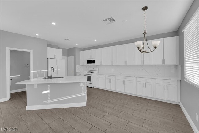 property at 67 Dogwood Hills St