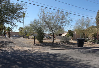 4114 E Fairmount St in Tucson, AZ - Foto de edificio - Building Photo