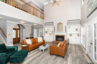 6920 Highland Rd in Baton Rouge, LA - Building Photo - Building Photo