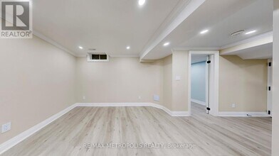 134 Mandrake St in Ajax, ON - Building Photo - Building Photo
