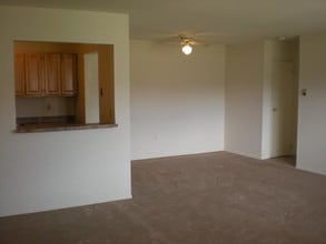 Sunnybrae Apartments in Hamilton, NJ - Foto de edificio - Building Photo