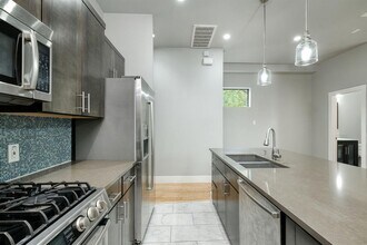 3000 Speedway in Austin, TX - Building Photo - Building Photo