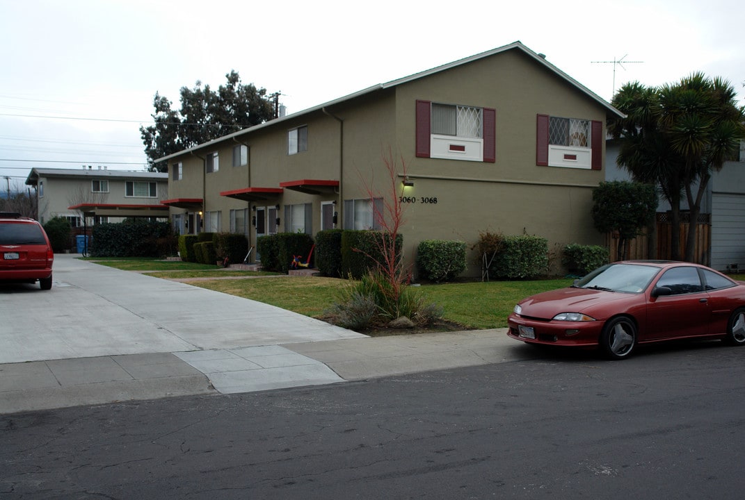 3060-3068 Emerson St in Palo Alto, CA - Foto de edificio