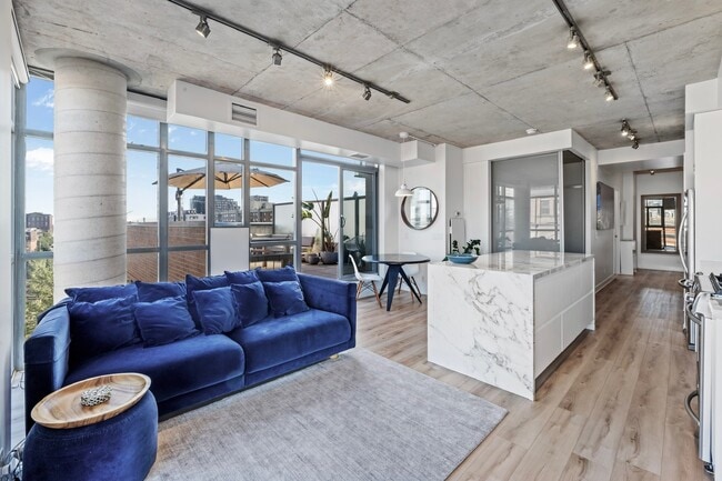 property at 2 Gladstone Ave