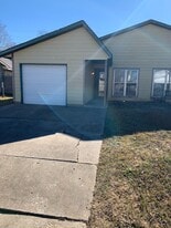 11032 E 14th Ct in Tulsa, OK - Building Photo