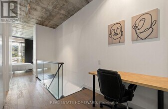 25 Stafford St in Toronto, ON - Building Photo - Building Photo