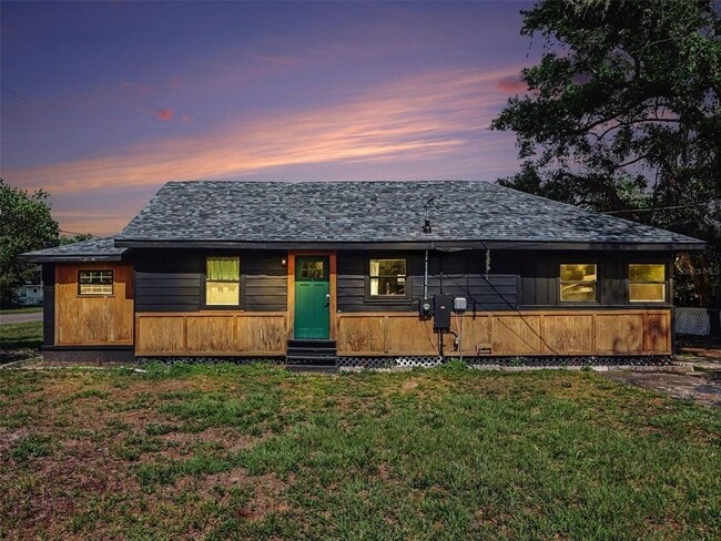 property at 38702 South Ave