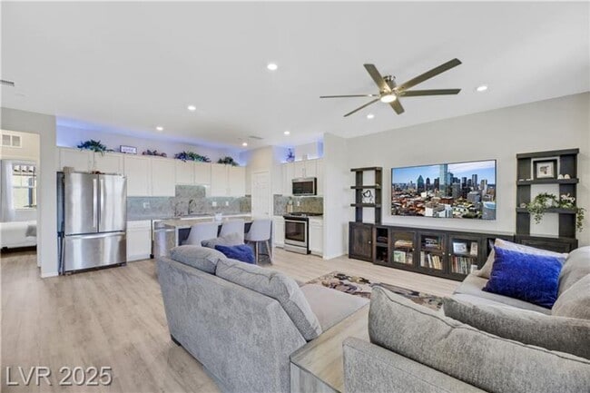 property at 1180 Solano Hills Ct