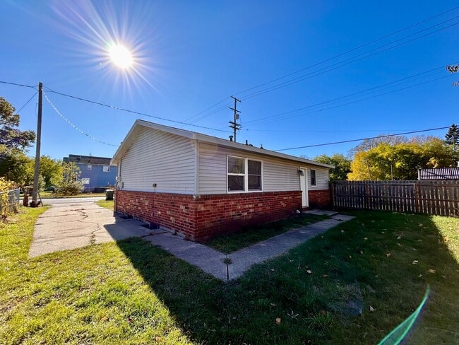 412 Catherine Ave in Muskegon, MI - Building Photo - Building Photo