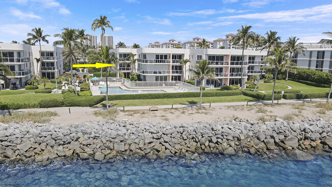 120 Inlet Way in Palm Beach Shores, FL - Building Photo - Building Photo