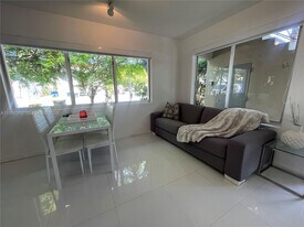 801 15th St in Miami Beach, FL - Building Photo