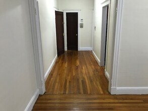 1629 Commonwealth Ave, Unit 4 in Boston, MA - Building Photo - Building Photo