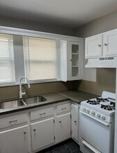 1748 Richmond Ave. in Houston, TX - Building Photo - Building Photo
