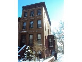 544 Monroe St in Brooklyn, NY - Building Photo