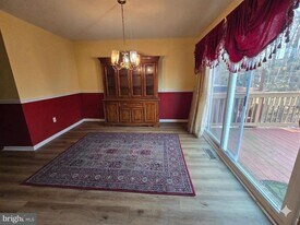 55 Beaver Pond Cir in Parkville, MD - Building Photo