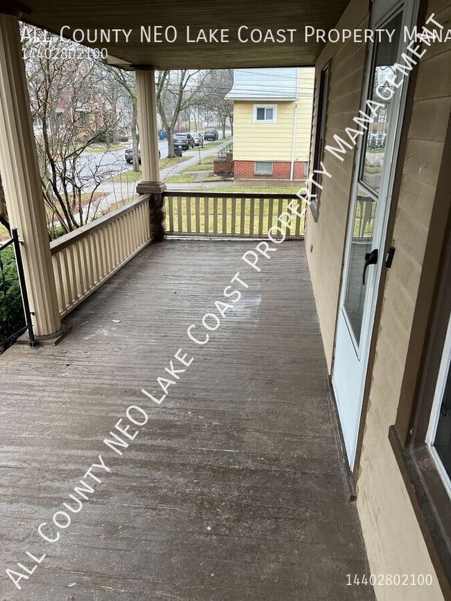 2118 Dowd Ave in Lakewood, OH - Building Photo - Building Photo