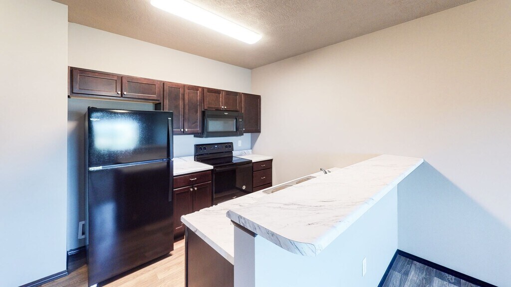 Windcrest Village Apartments & Townhomes Spencer, IA Apartments