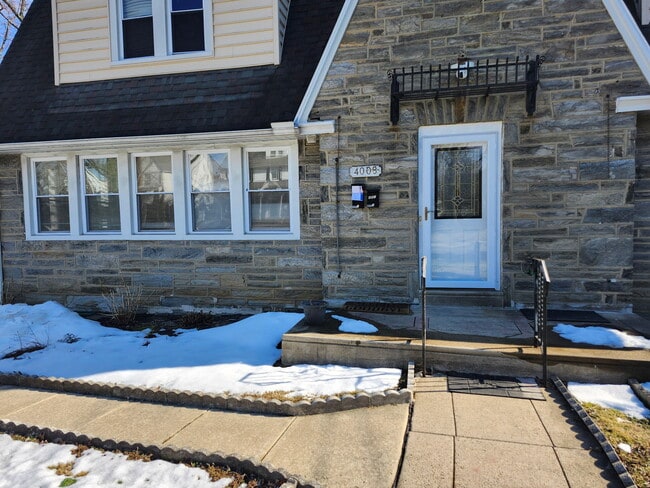 4008 State Rd, Unit Apt 1