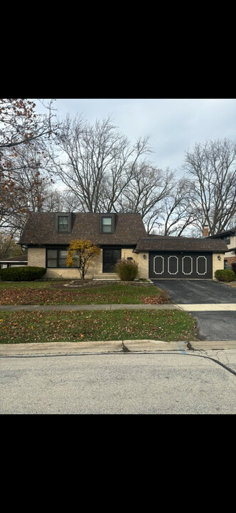 7208 170th Pl in Tinley Park, IL - Foto de edificio