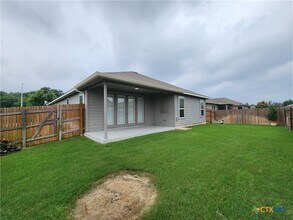 352 Lillianite in New Braunfels, TX - Building Photo - Building Photo