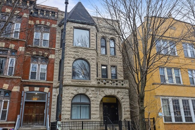 property at 2242 N Halsted St