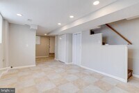 3219 E Monument St photo'