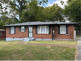 1102 Bell Grimes Ln in Nashville, TN - Building Photo