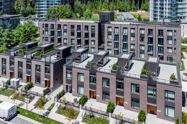 Ivy On The Park Townhouse in Vancouver, BC - Building Photo - Building Photo