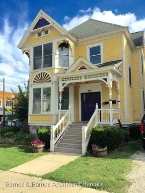 601 W Cross St in Ypsilanti, MI - Foto de edificio