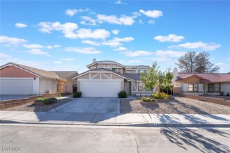 4338 Apex Dr in Las Vegas, NV - Building Photo - Building Photo