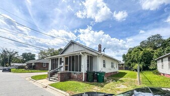 516 Roosevelt Ave in Greenville, NC - Building Photo