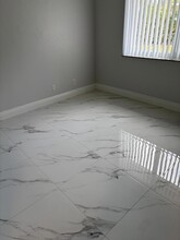 2464 Queen St, Unit 2466 in West Palm Beach, FL - Building Photo - Building Photo