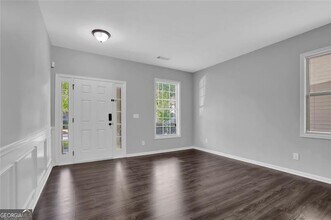 581 Collingsworth Ln NE in Lawrenceville, GA - Building Photo - Building Photo