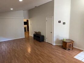 3427 Mardi Gras Ct in Rancho Cordova, CA - Building Photo